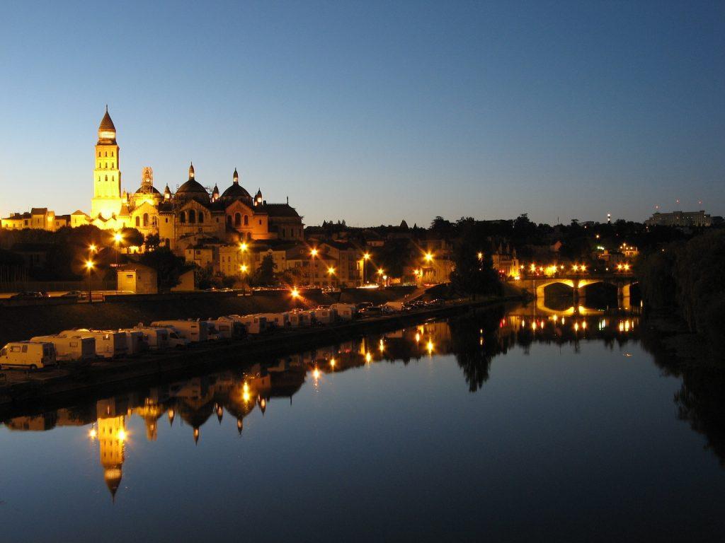 location tpe perigueux et en Dordogne